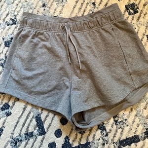 NWOT Lululemon lounge shorts size 8